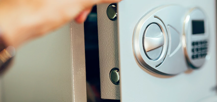 Fingerprint Safe Openers in Moraga, CA
